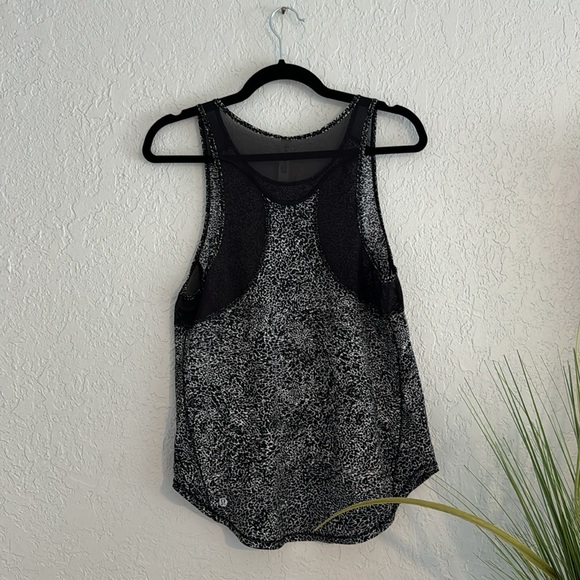 Lululemon Sculpt Tank II - NWT! - Picture 6 of 8